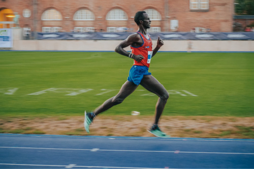 Abdi viser form og slår 9 år gammel personlig rekord
