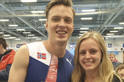 Mette Graversgaard smadrer egen dansk rekord på 200m med 23,42 sek.