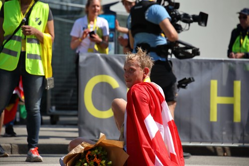 Simonsen smadrer ikonisk maraton-rekord